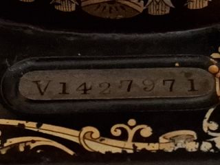 Máquina coser antigua Singer