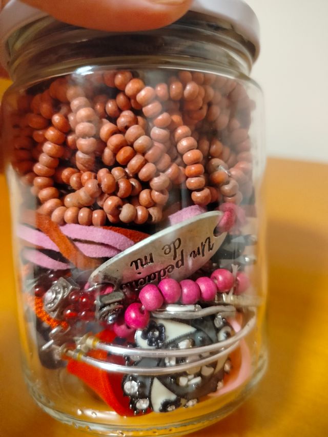 Tarro de joyas misteriosas