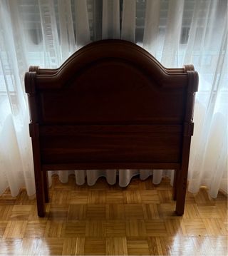2 Cabeceros de cama de madera marrón