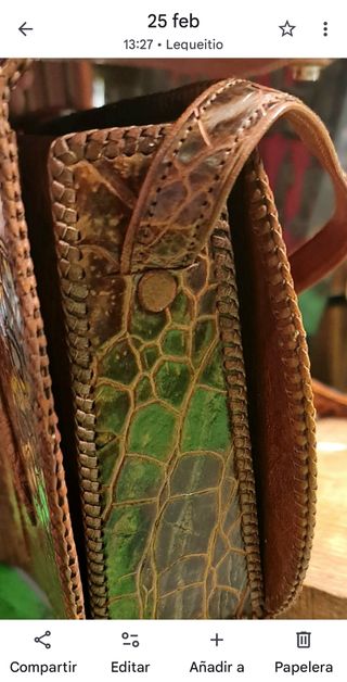 Bolso de Señora.auténtica pièl de caimán. vintage