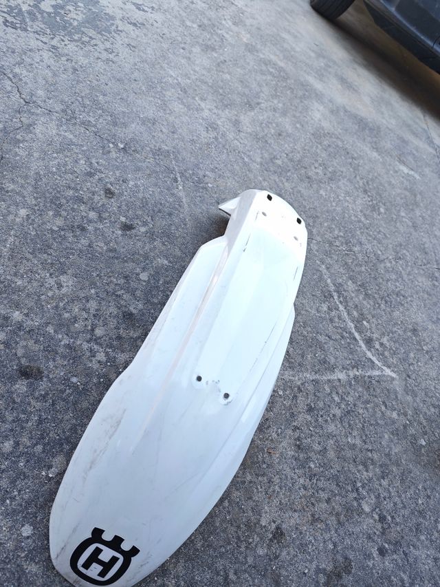 Guardabarros Husqvarna WR TE (06-12)