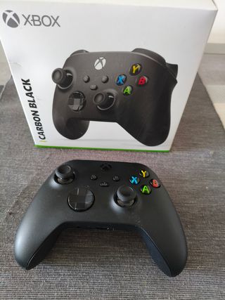 Control Xbox Series X Carbon Black + Batería 