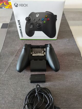 Control Xbox Series X Carbon Black + Batería 