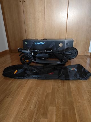Patinete eléctrico E-TWOW plegable