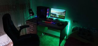 Torre gaming RGB + periféricos
