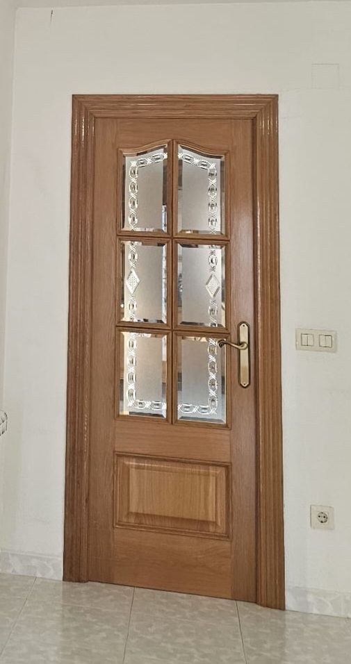 Puerta interior madera maciza