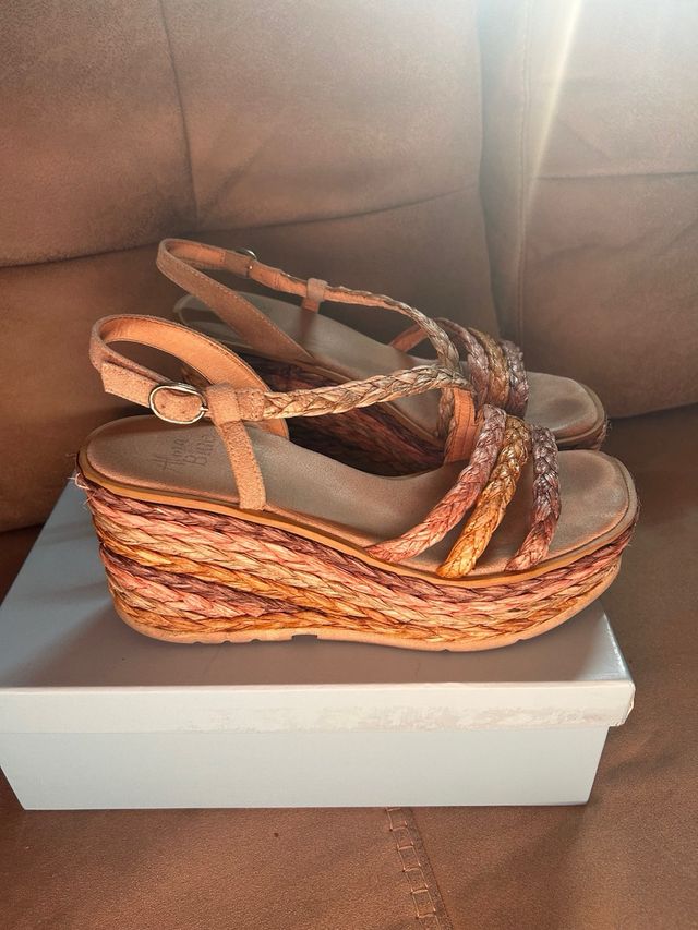 Sandalias Alma en Pena - Cuña 39