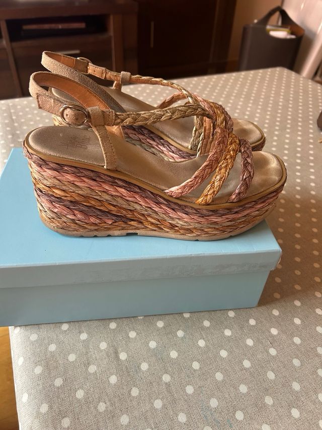 Sandalias Alma en Pena - Cuña 39