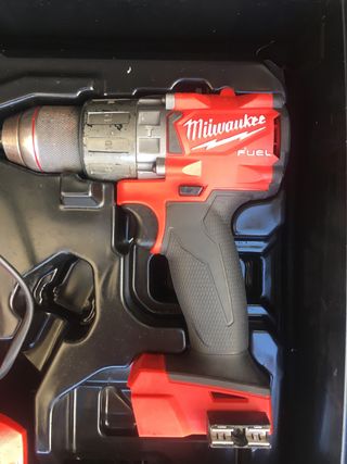 Taladro Milwaukee FPD2  M18 Fuel