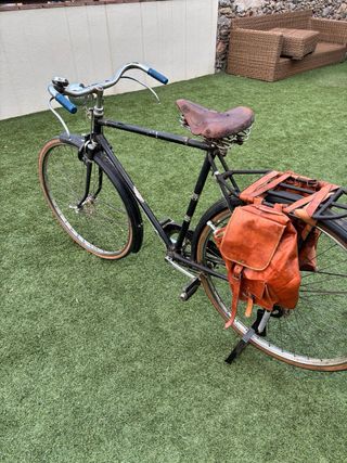 Bicicleta antigua Esbelta