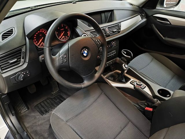 BMW X1 2012
