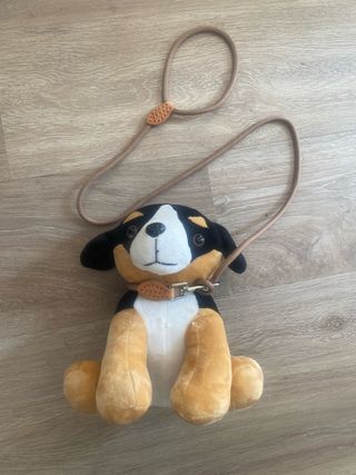 Peluche perro con correa