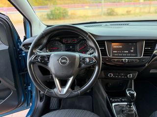 Opel Crossland X 2019