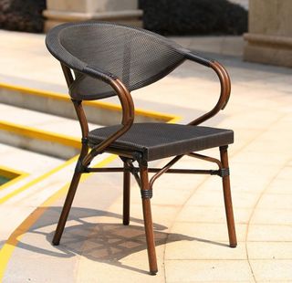 Sillas rattan exterior restaurante