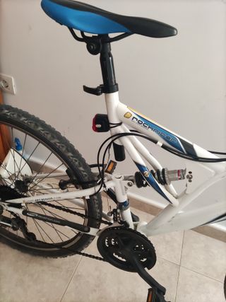 Bicicleta Rockrider Mountain Bike