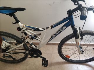 Bicicleta Rockrider Mountain Bike