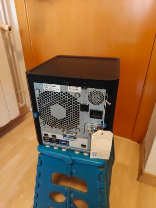 HP ProLiant MicroServer Gen8 - Servidor