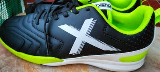 Zapatillas Munich rondito futsal - Negras y Verdes