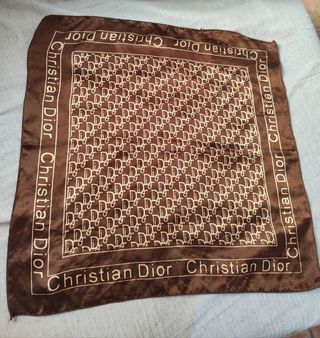 Pañuelo Christian Dior marrón