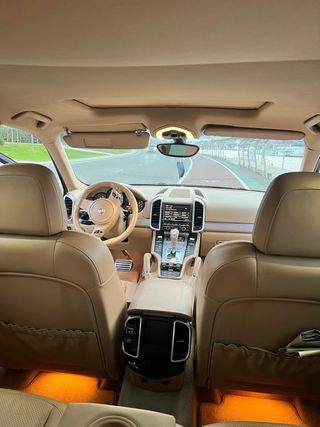 Porsche Cayenne 2012