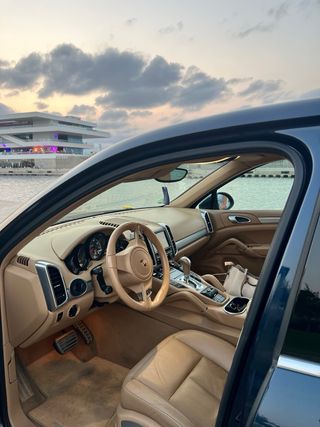 Porsche Cayenne 2012
