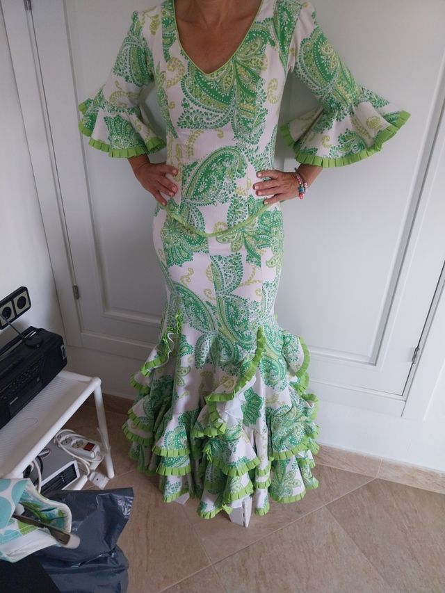 Traje Flamenca: Falda y corpiño