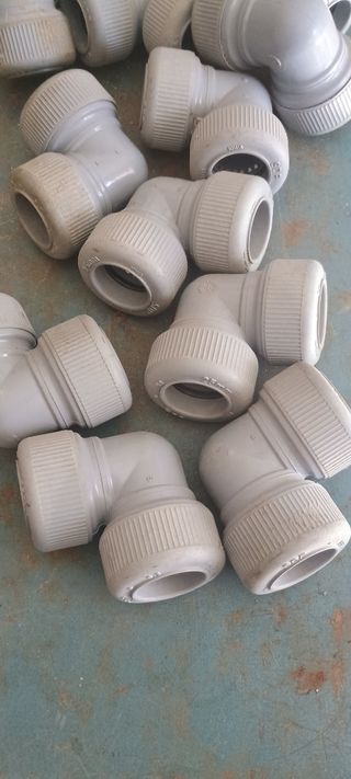 Accesorios tubería PB