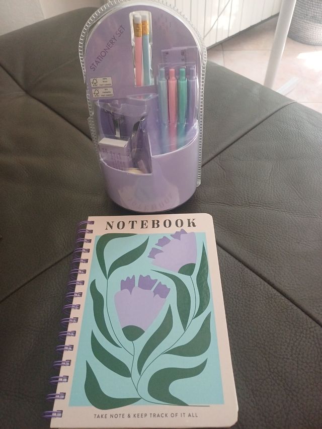 Set Cancelleria + Notebook