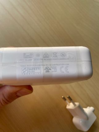 Adaptador Apple 87W USB-C A1719