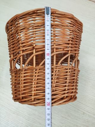 Cesto mimbre pequeño marrón
