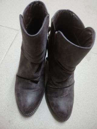 Botines Mustang Marrón