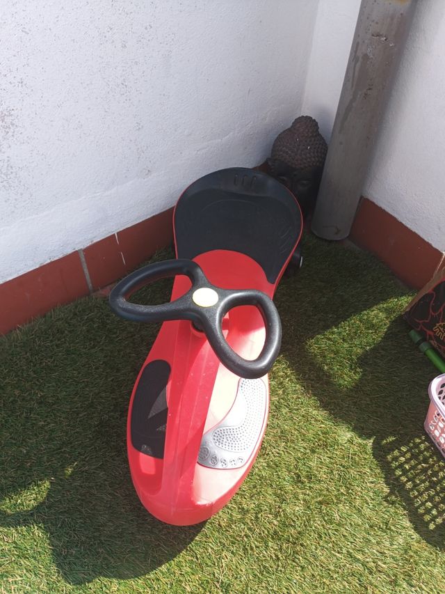 Coche paseo infantil - rojo