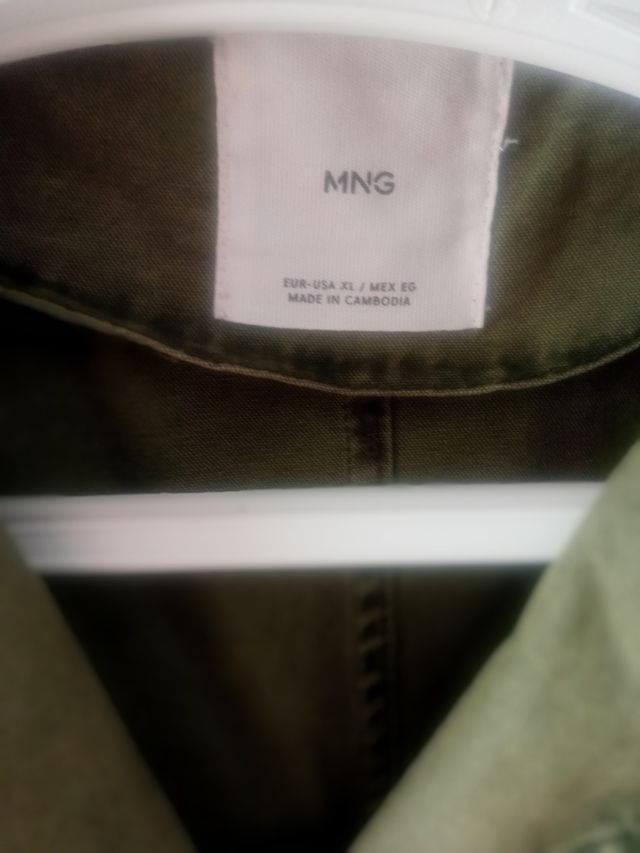 Chaqueta Mango verde oliva