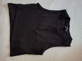Top negro c/canalé talla S