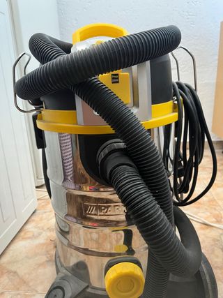 Aspiradora industrial Parkside Pinta 1500