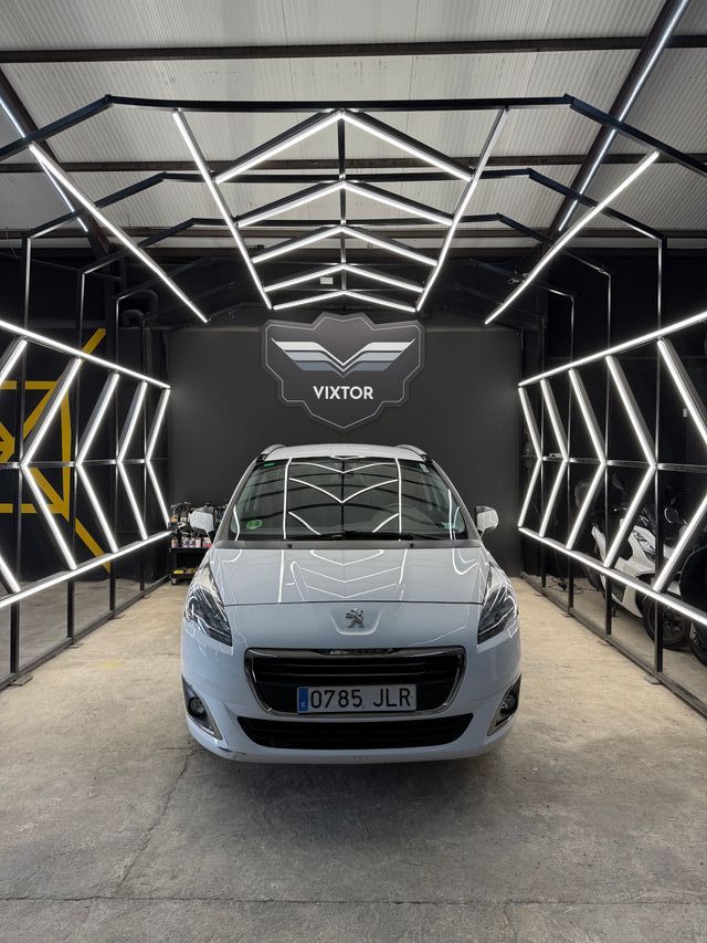 PEUGEOT 5008 1.2 PureTech S&S Access 130