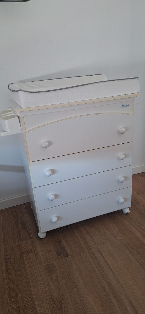 Cómoda cambiador bebé Micuna
