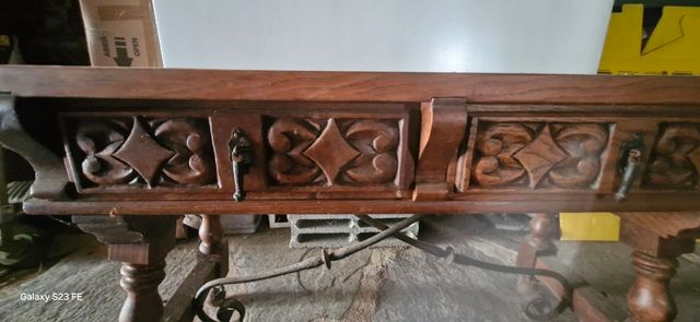 Mesa consola antigua de madera