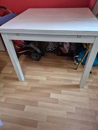 Mesa blanca extensible 90x90-170cm