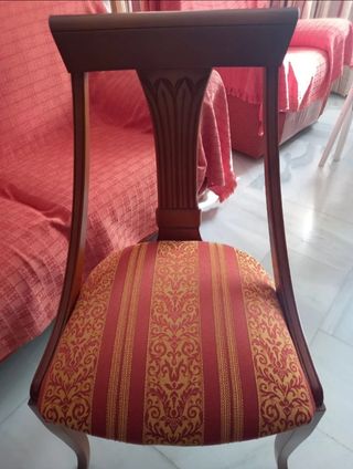 6 sillas comedor madera estilo clásico.