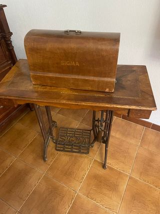 Máquina coser Sigma antigua