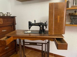 Máquina coser Sigma antigua