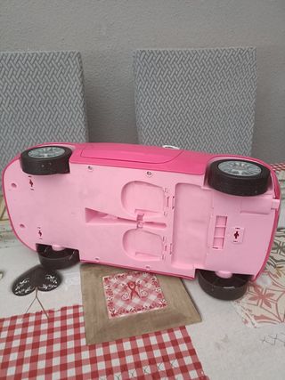 Auto rosa Barbie Fiat 500