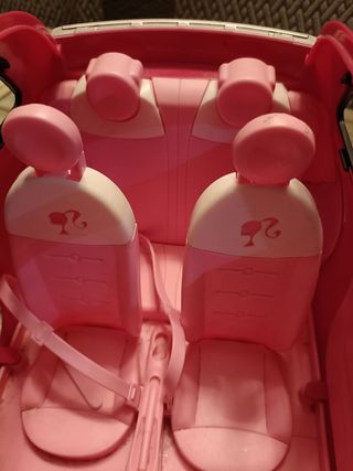 Auto rosa Barbie Fiat 500