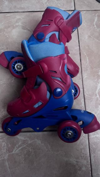 Patines Spiderman niños
de la talla 27 a la 30

