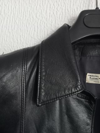 Chaqueta negra piel