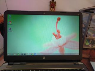  2 portátiles HP 250 G3 Notebook PC. 
