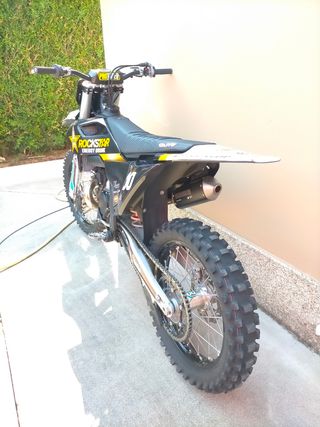 Husqvarna 250 TC 2023 - Como nueva