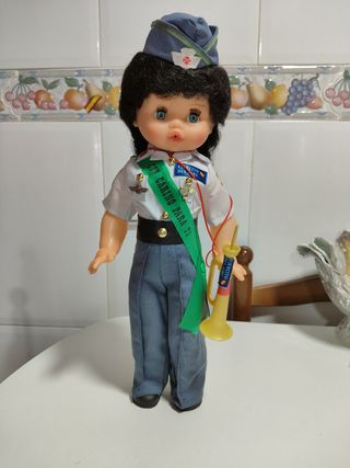 Muñeca funcionando ejercito mili 