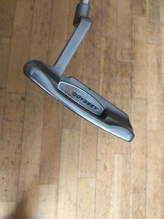 Putter Odyssey White Hot XG Nro 1 con funda